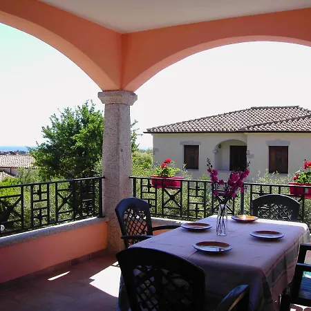 Lisa's Lovely House 부도니